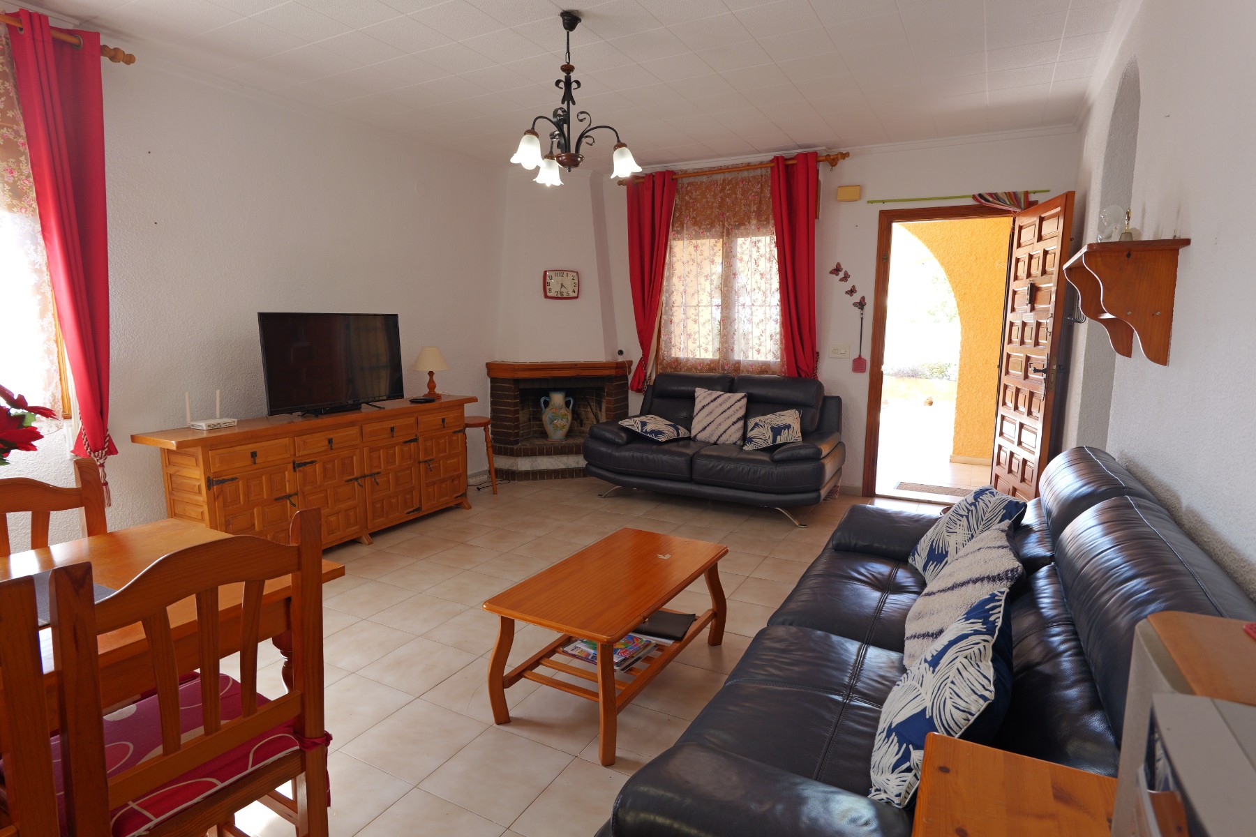 Villa en venta en La Siesta - El Salado - Torreta (Torrevieja)