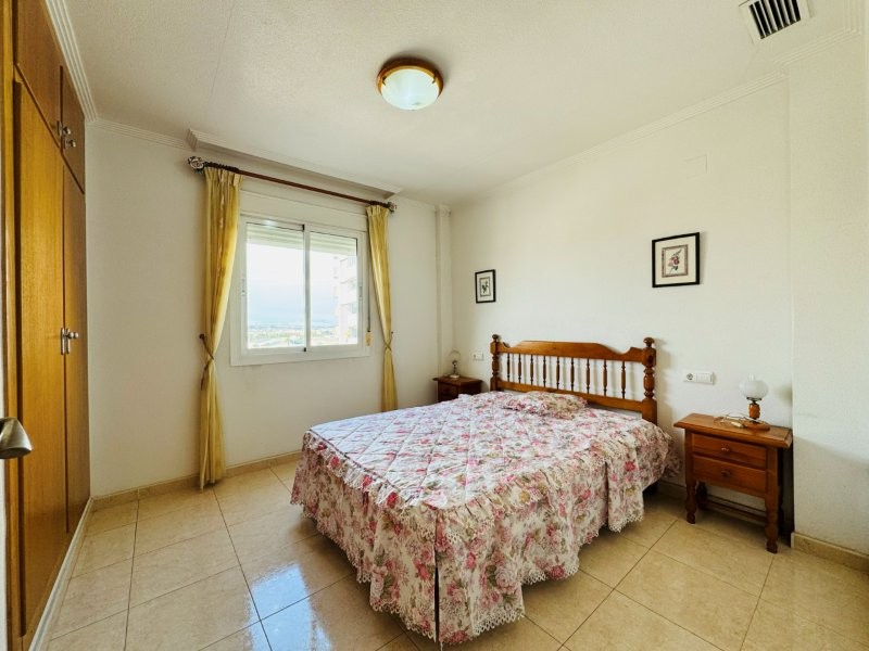 شقة للبيع في Torrevieja