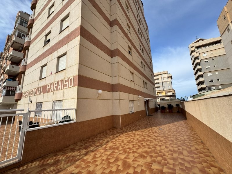 شقة للبيع في Torrevieja