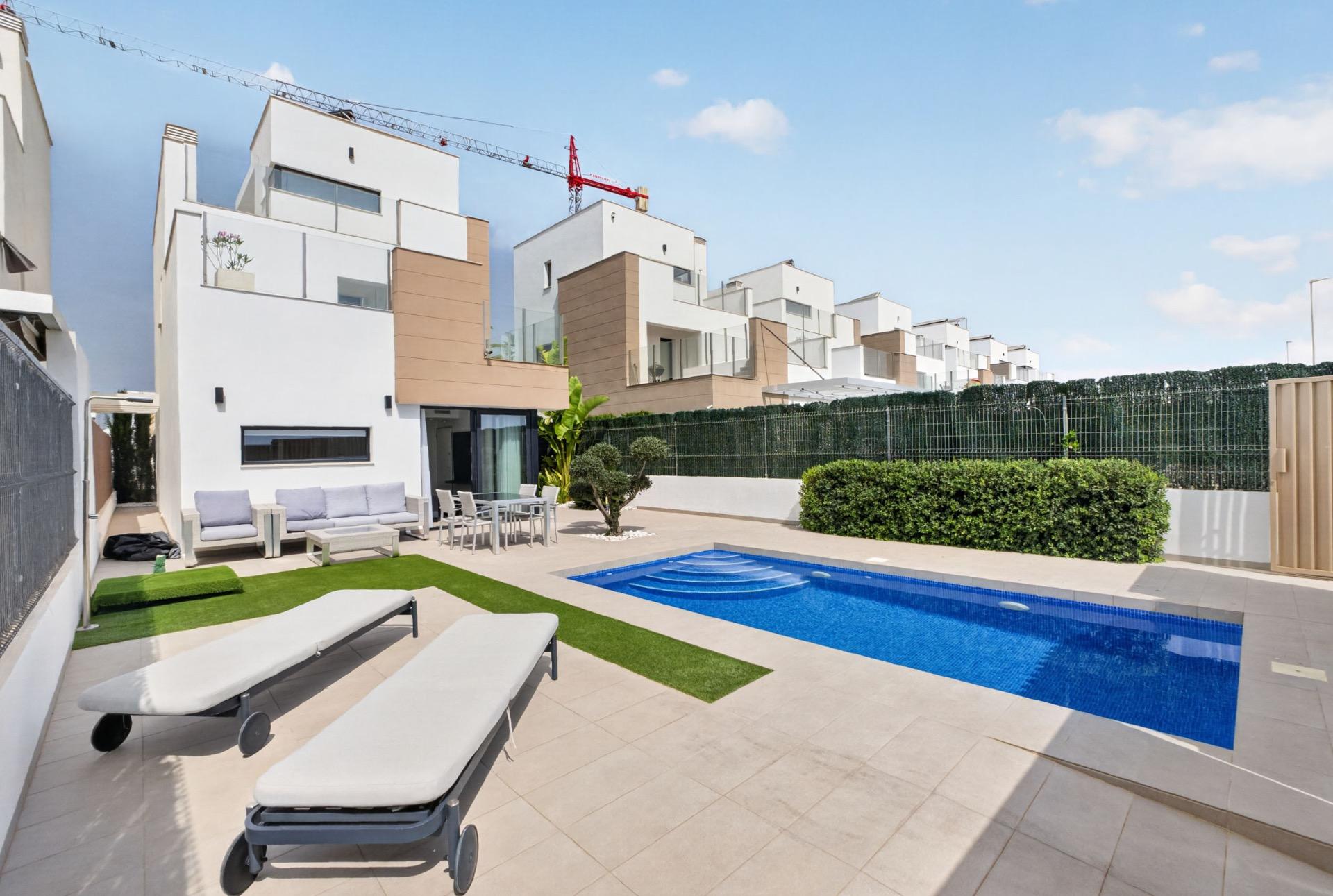 Villa en venta en Guardamar del Segura