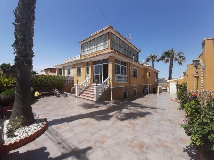 Vila v prodeji in Torrevieja