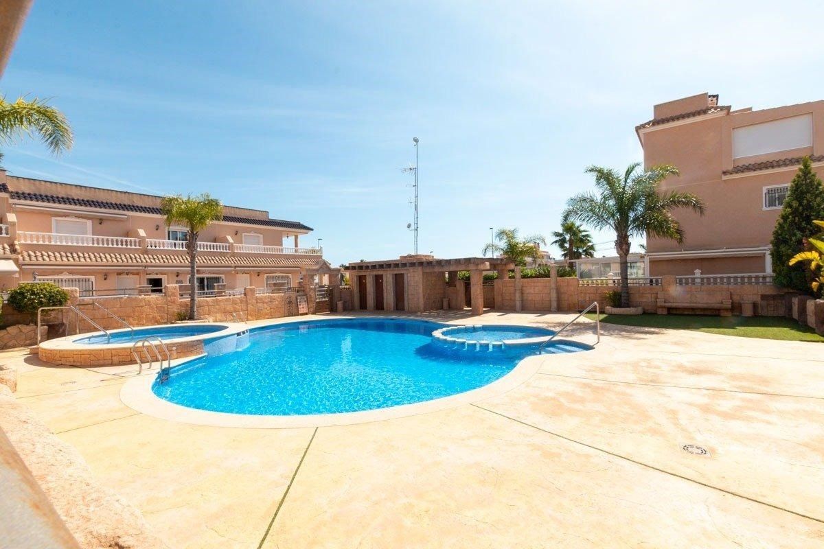 Leilighet til salgs til Orihuela Costa