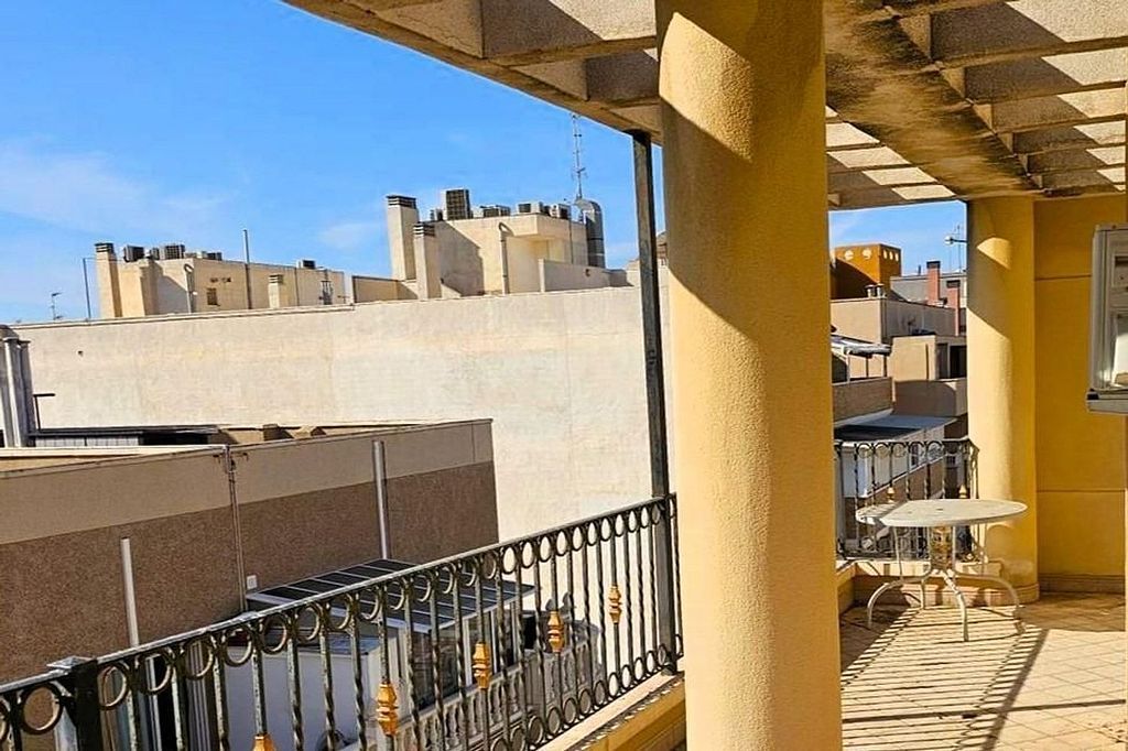 Toppetasje til salgs til Torrevieja