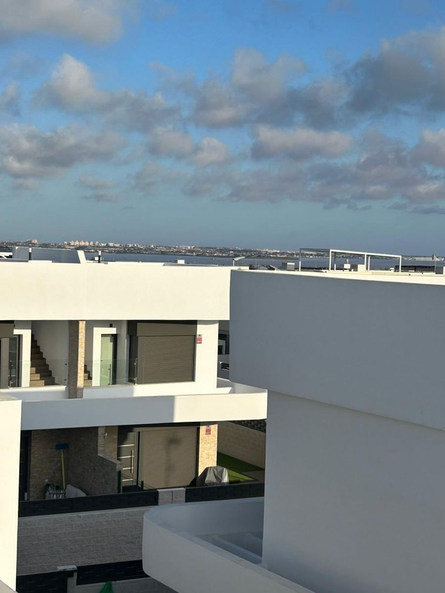 Casa en venta en Los Montesinos