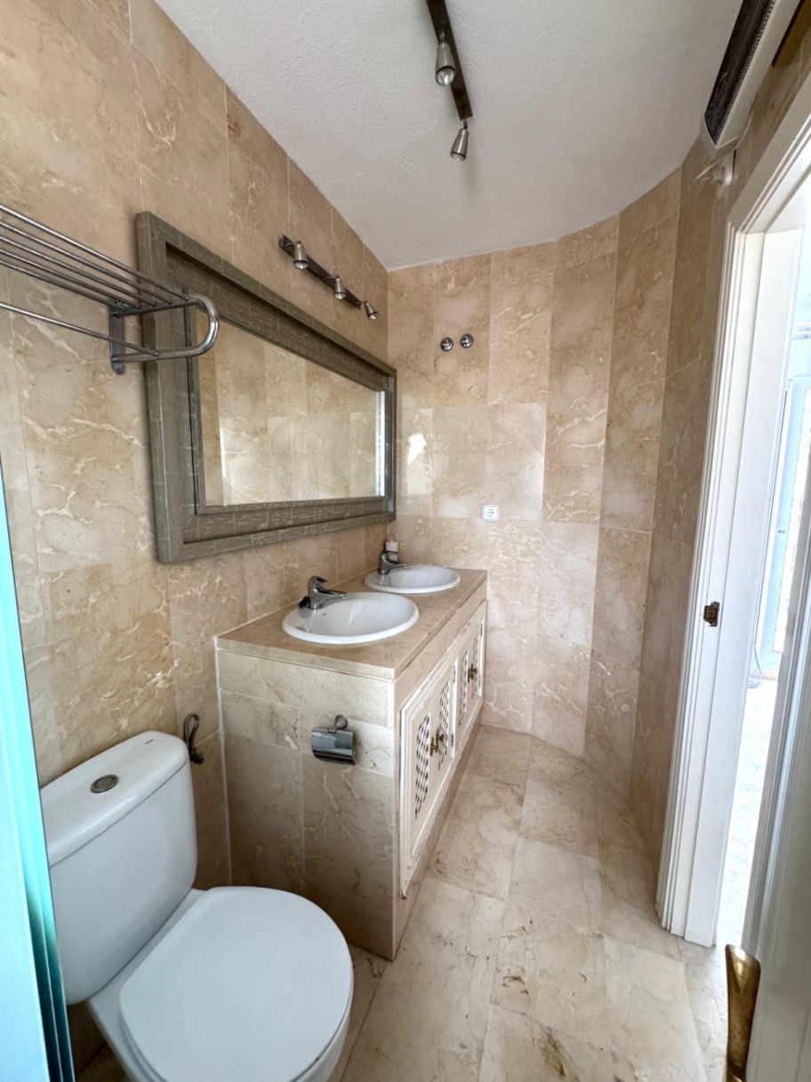 Villa en venta en Orihuela Costa