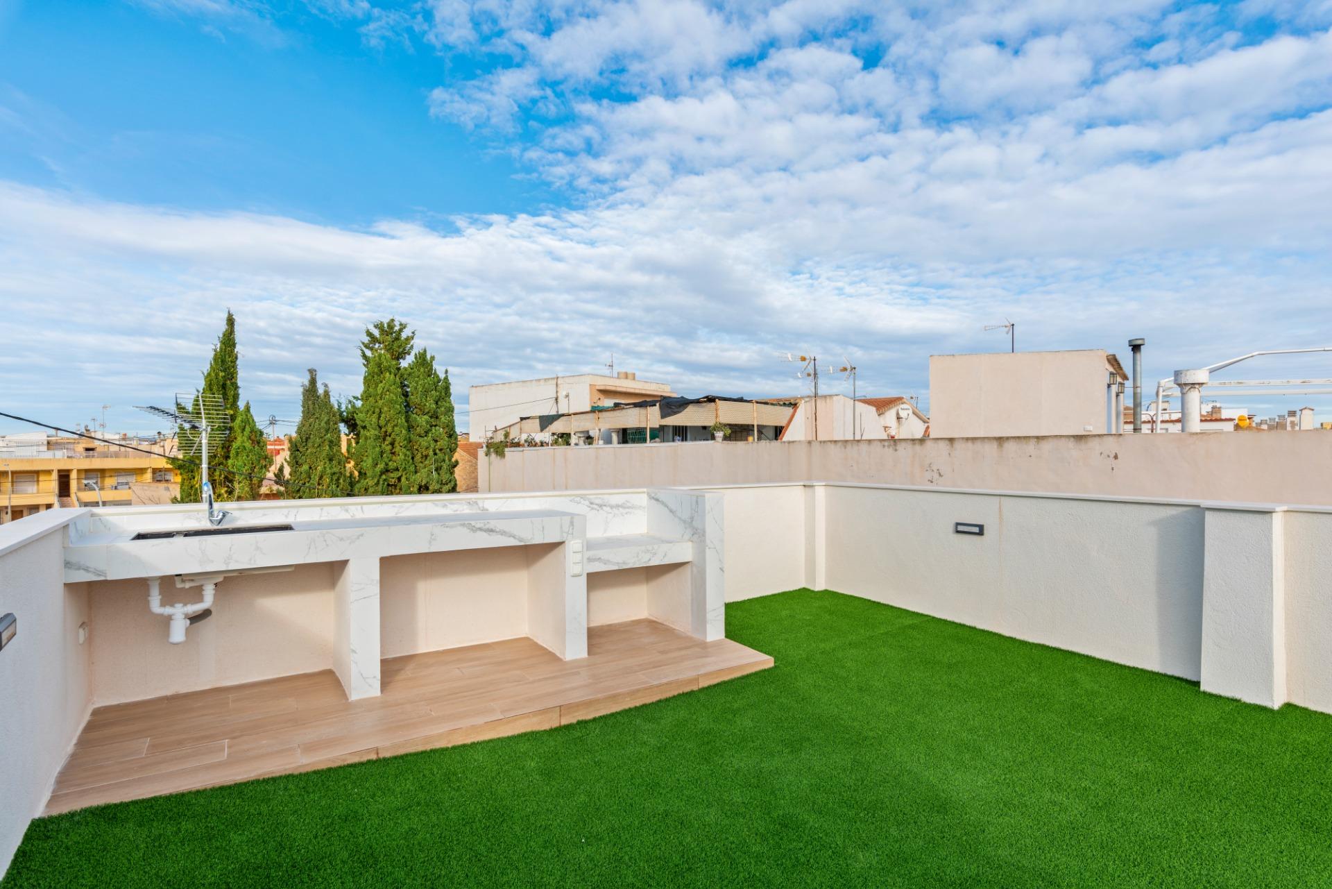 Villa en venta en Pilar de la Horadada