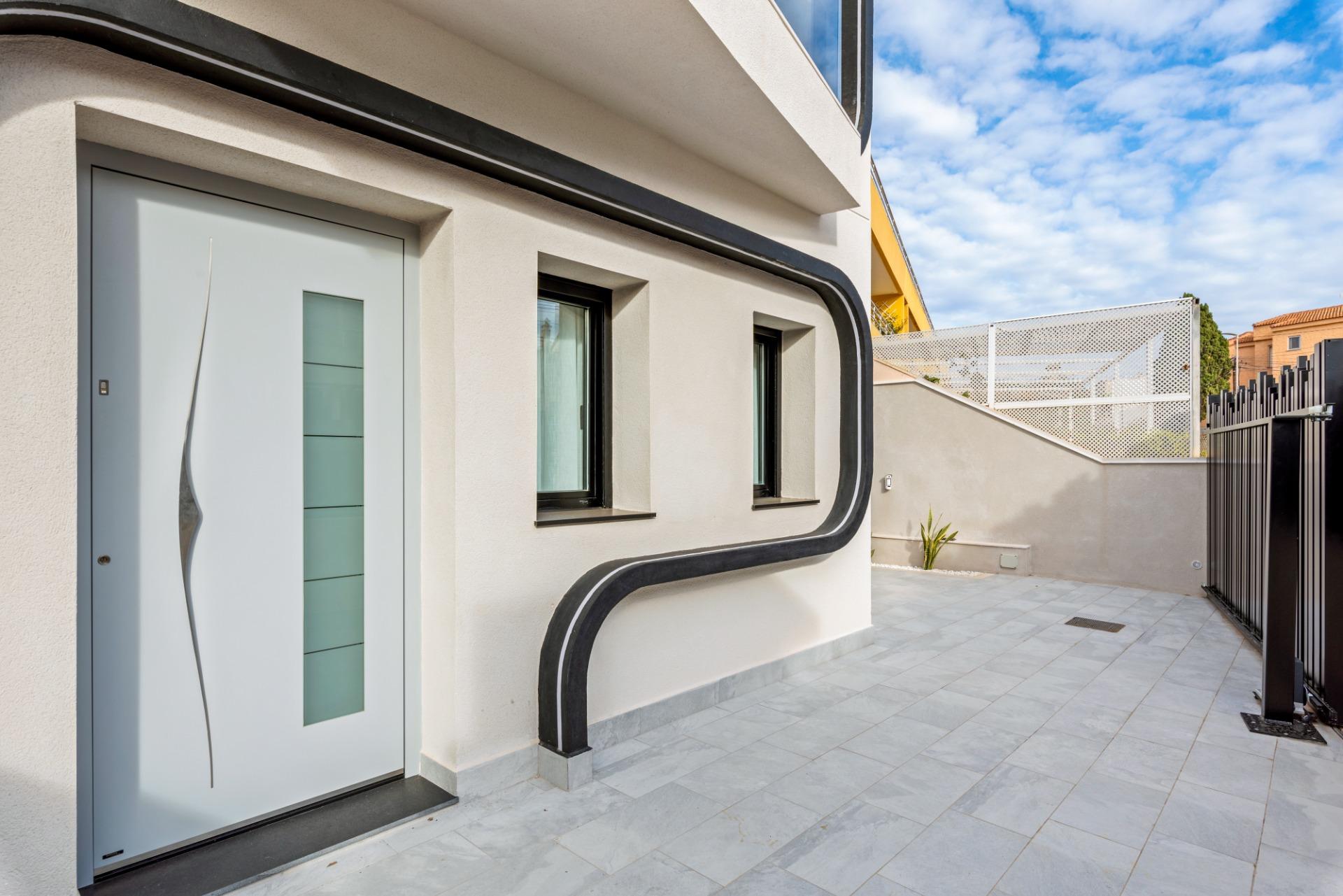 Villa en venta en Pilar de la Horadada
