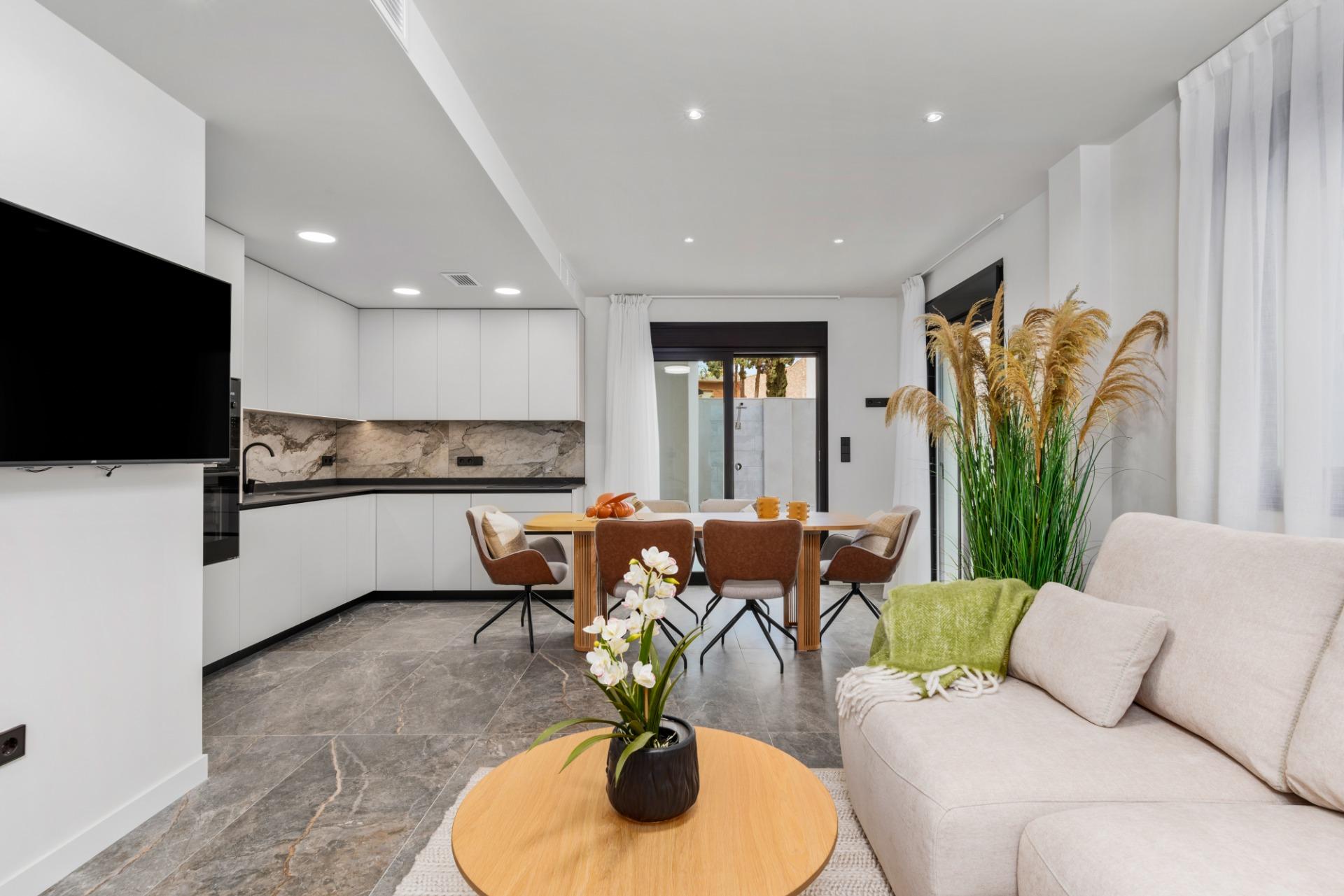 Villa en venta en Pilar de la Horadada