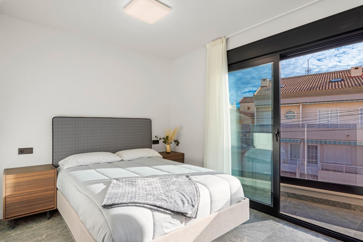 Villa en venta en Pilar de la Horadada