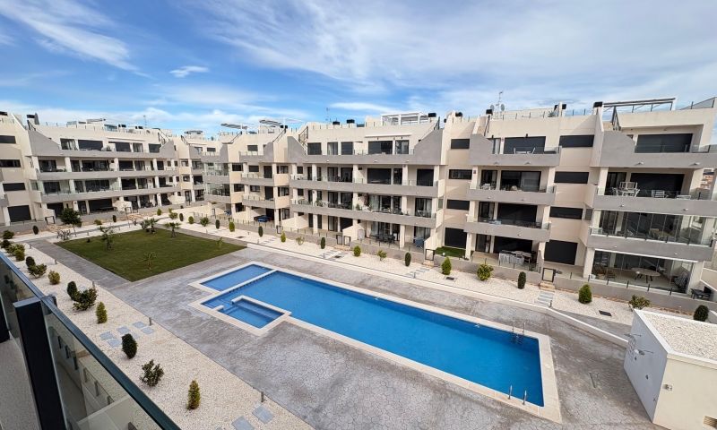 Pieni huoneisto myynnissä Orihuela Costa
