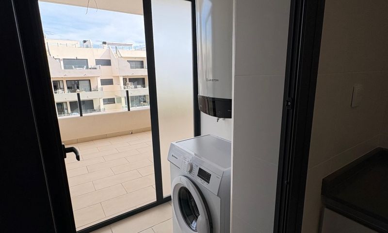 Pieni huoneisto myynnissä Orihuela Costa