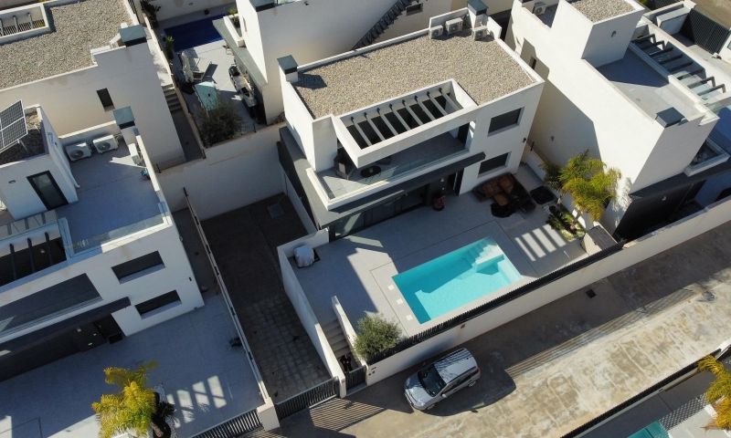 Villa myynnissä Algorfa