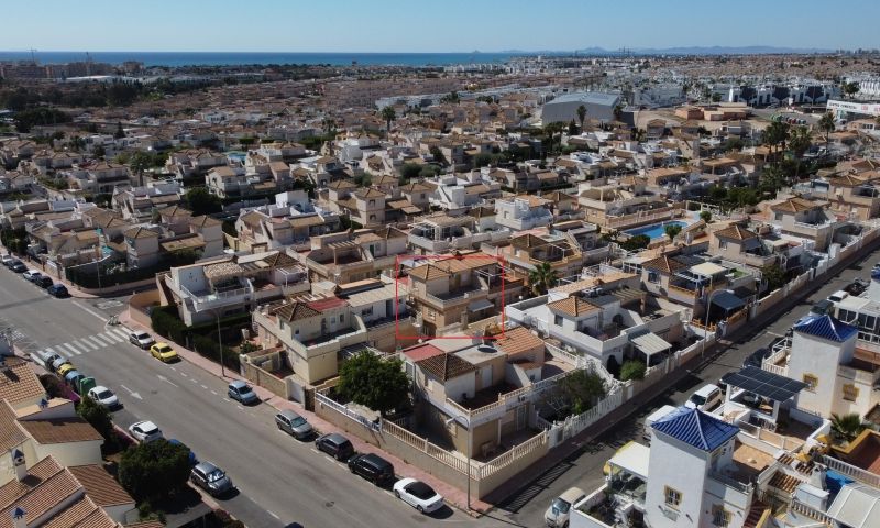 Duplex myynnissä Torrevieja