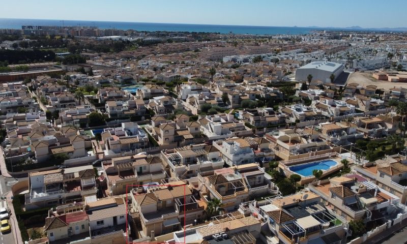 Duplex myynnissä Torrevieja