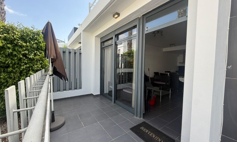 Villa myynnissä Orihuela Costa