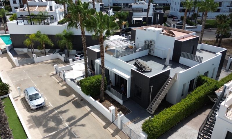 Villa myynnissä Orihuela Costa