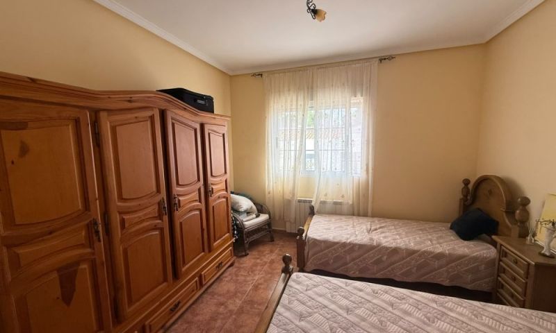 Villa myynnissä Pinar de Campoverde (Pilar de la Horadada)