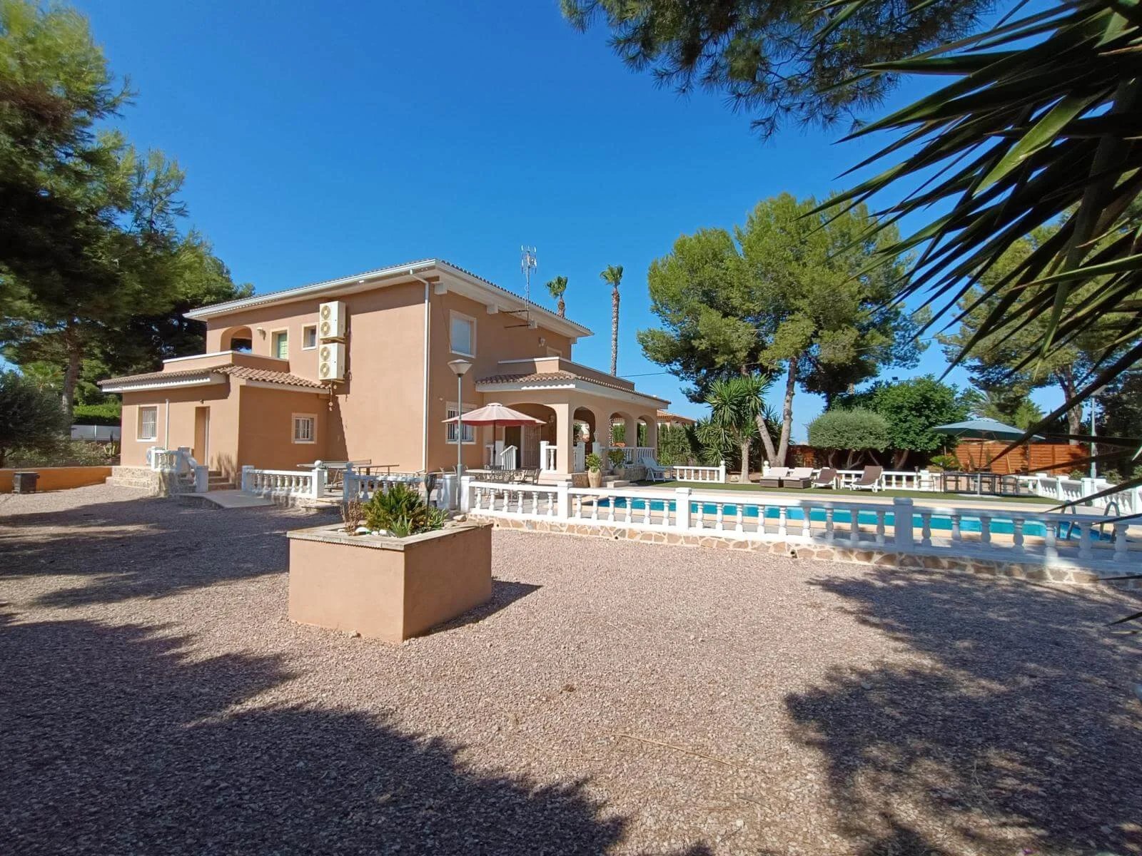 Villa en vente à Aspe