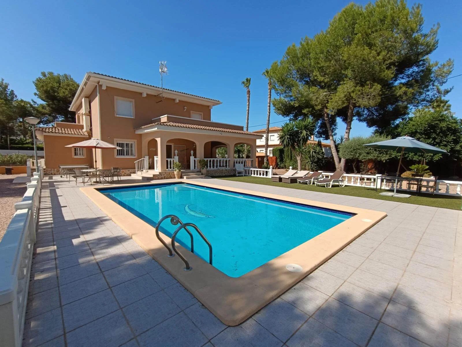 Villa en vente à Aspe