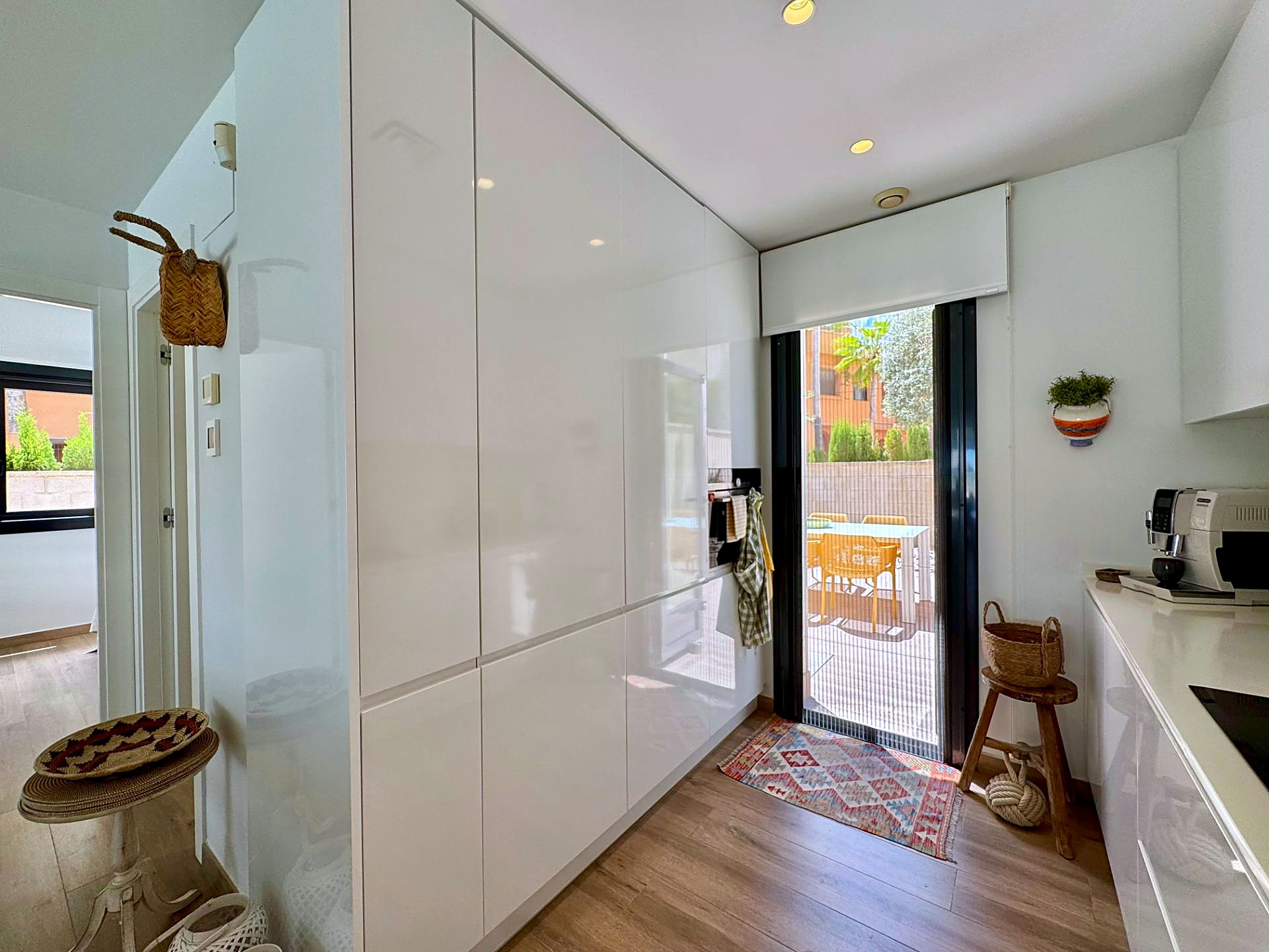 Villa for sale in San Miguel de Salinas
