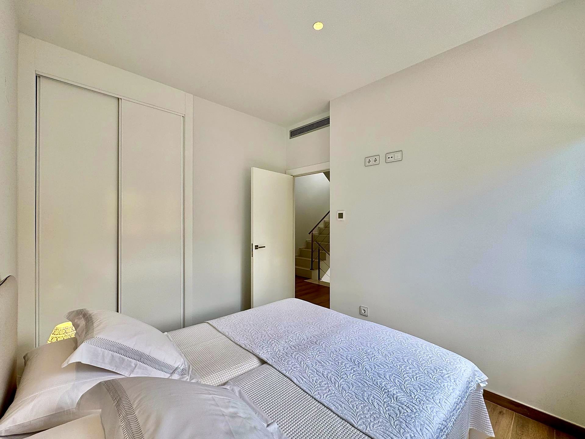 Villa for sale in San Miguel de Salinas