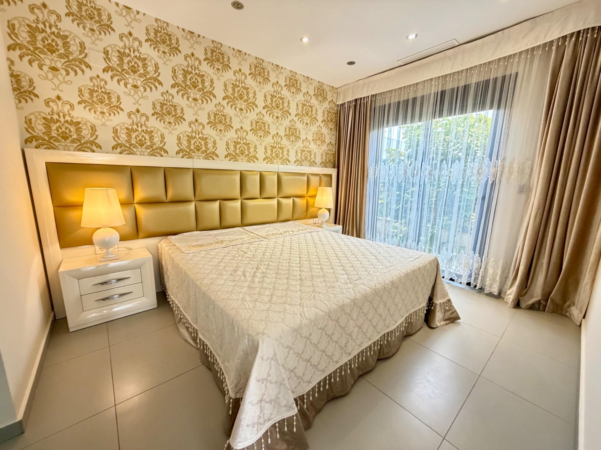 Villa for sale in Rojales