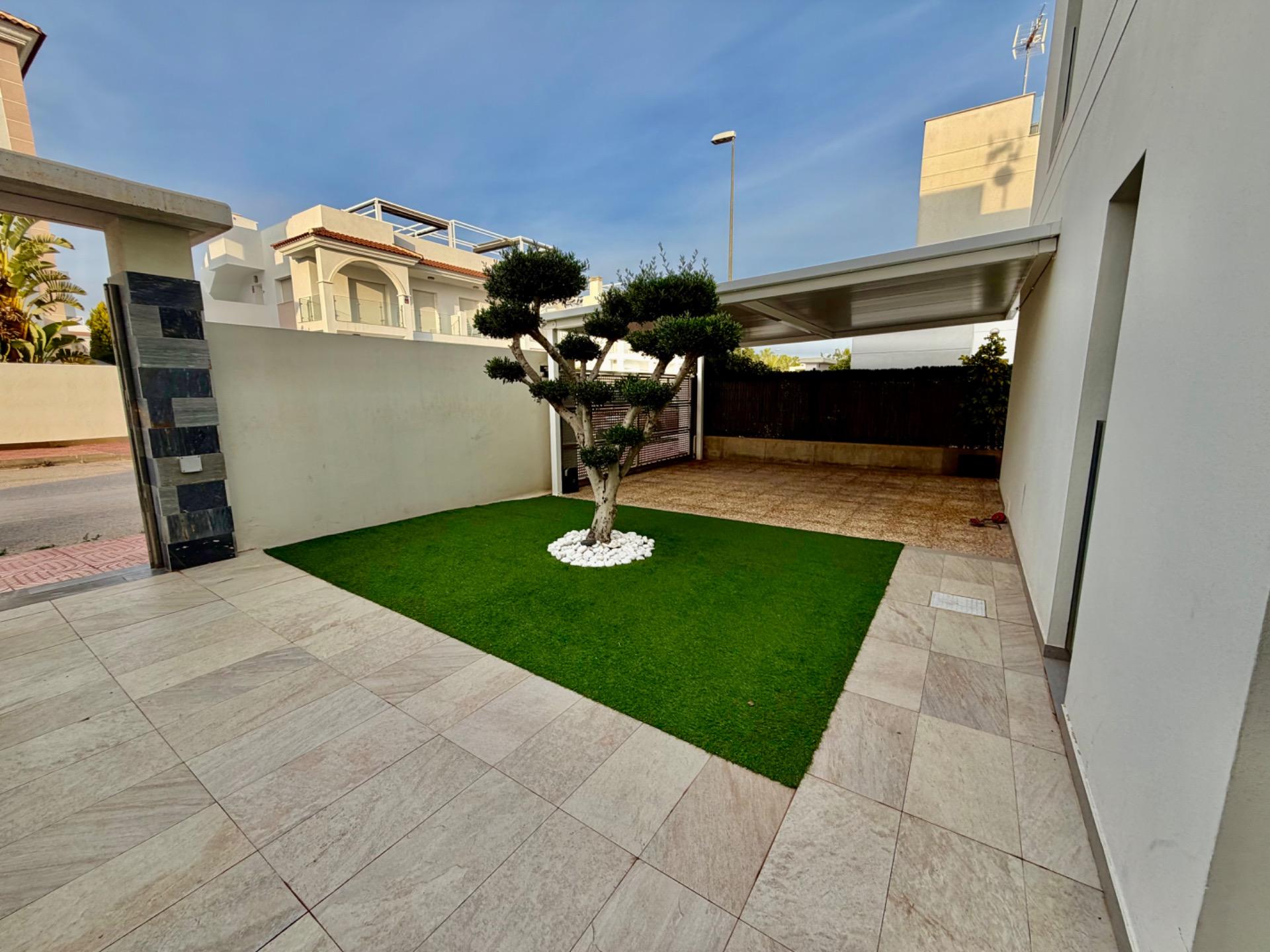 Villa for sale in Rojales