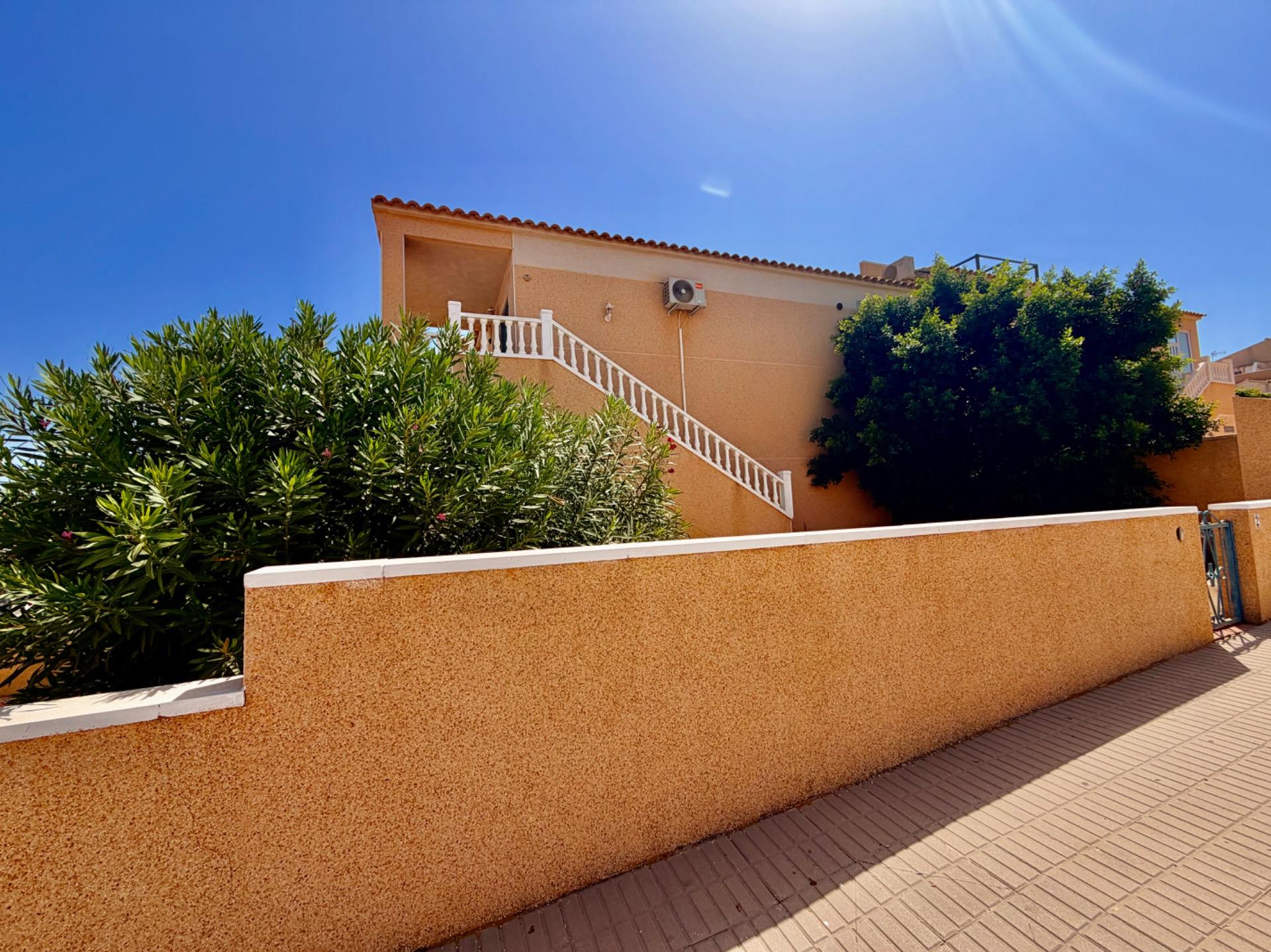 Penthouse for sale in Orihuela Costa