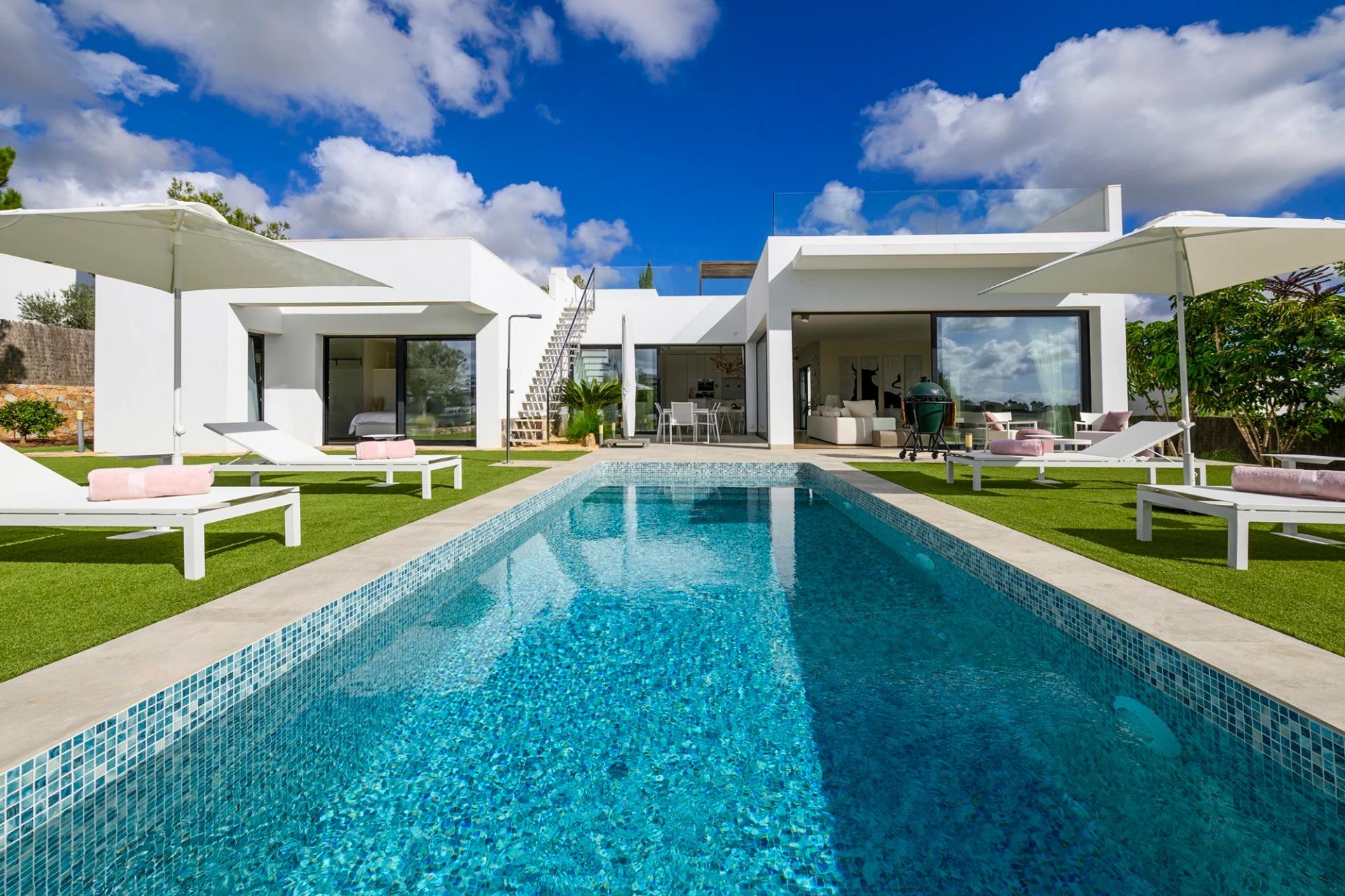 Villa en venta en Orihuela