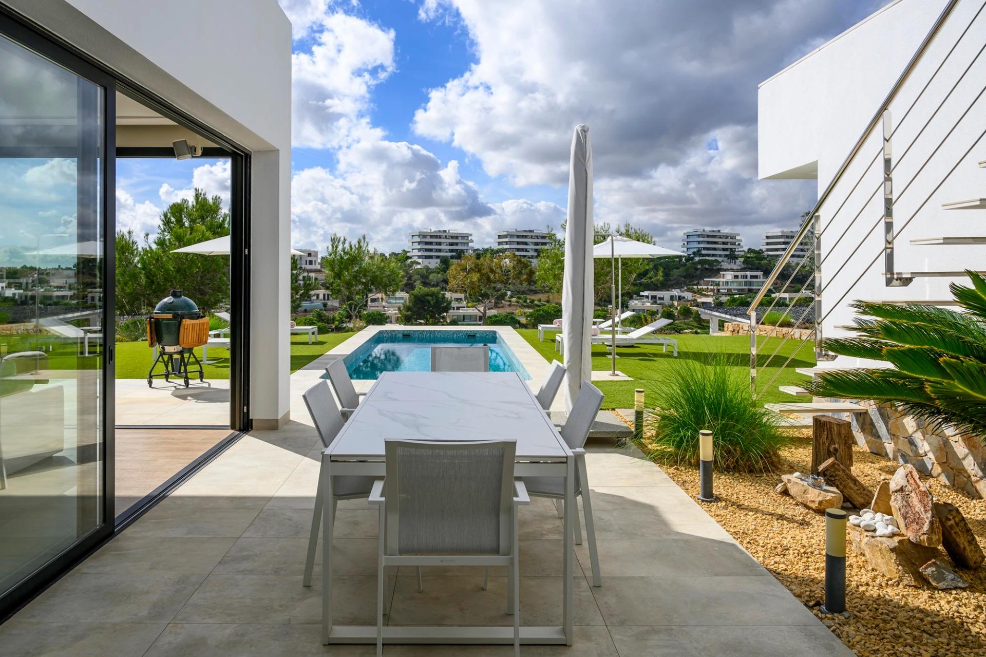 Villa en venta en Orihuela