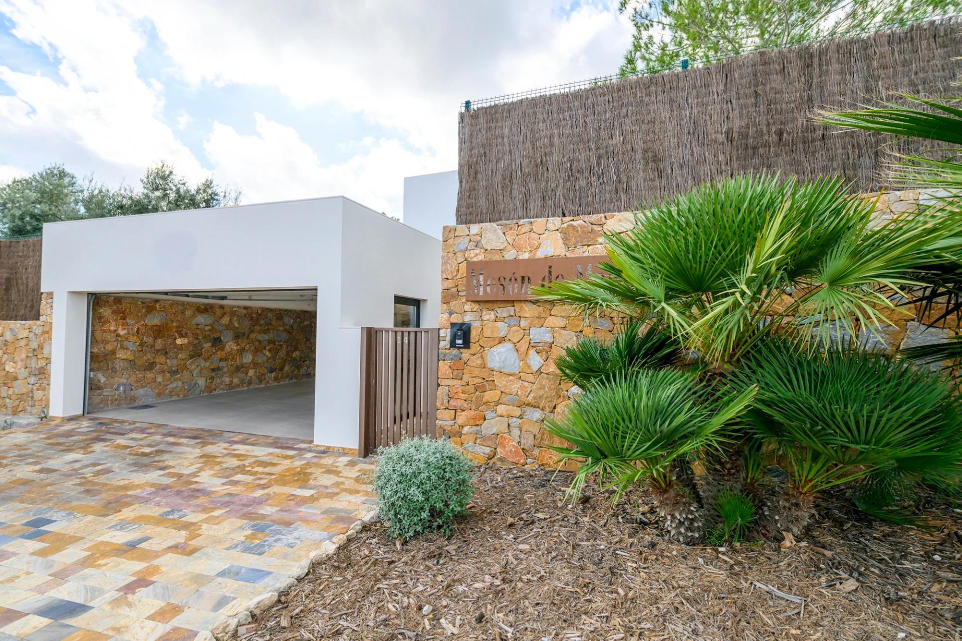 Villa en venta en Orihuela