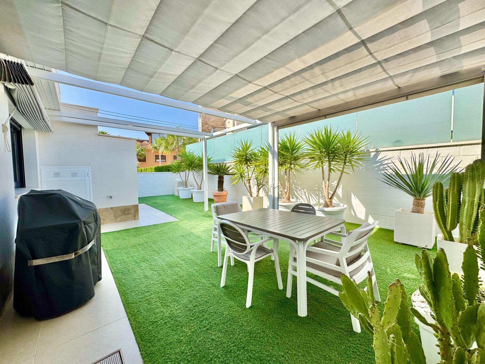 Villa zum verkauf in San Miguel de Salinas