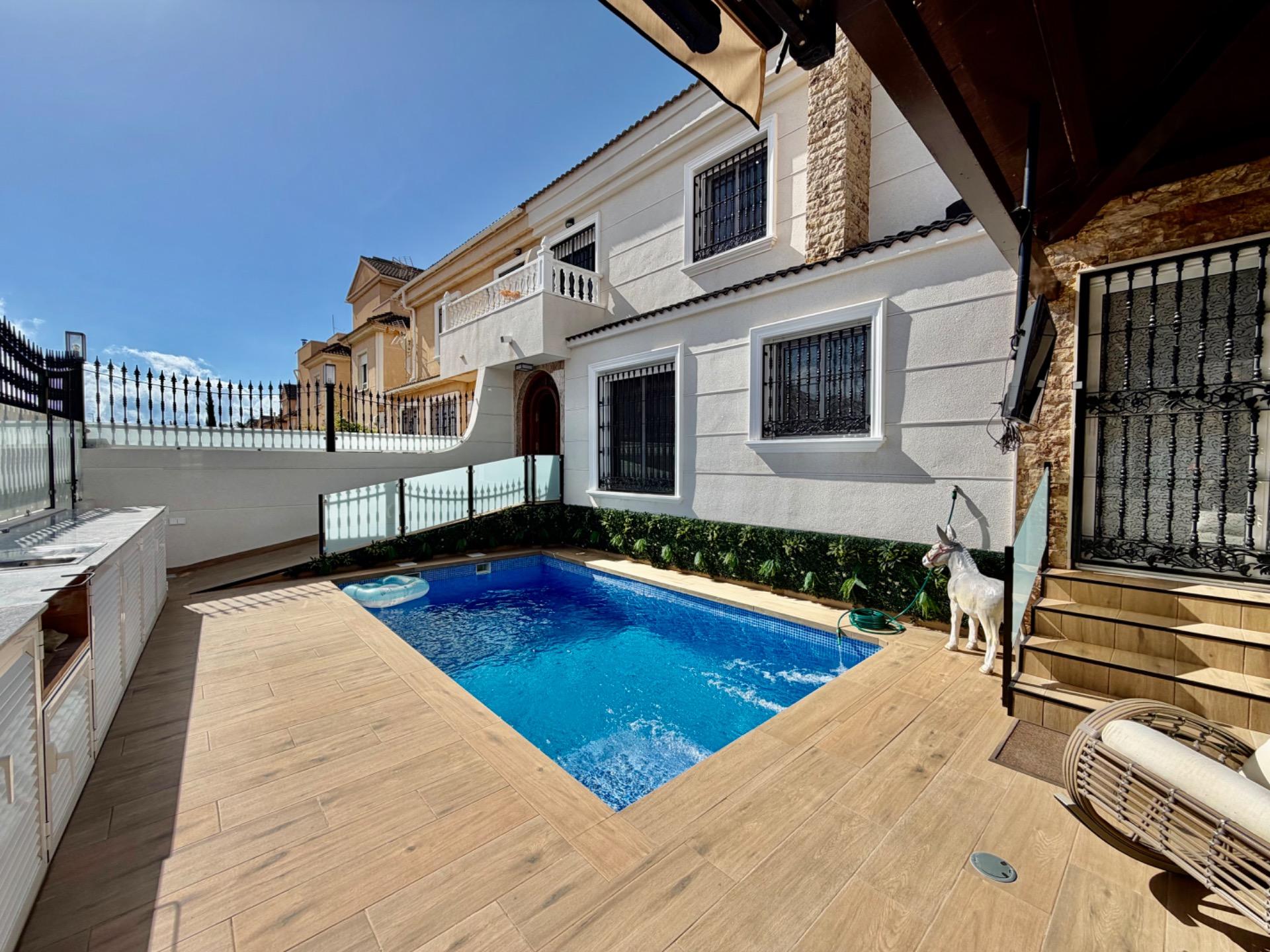Haus zum verkauf in Orihuela Costa