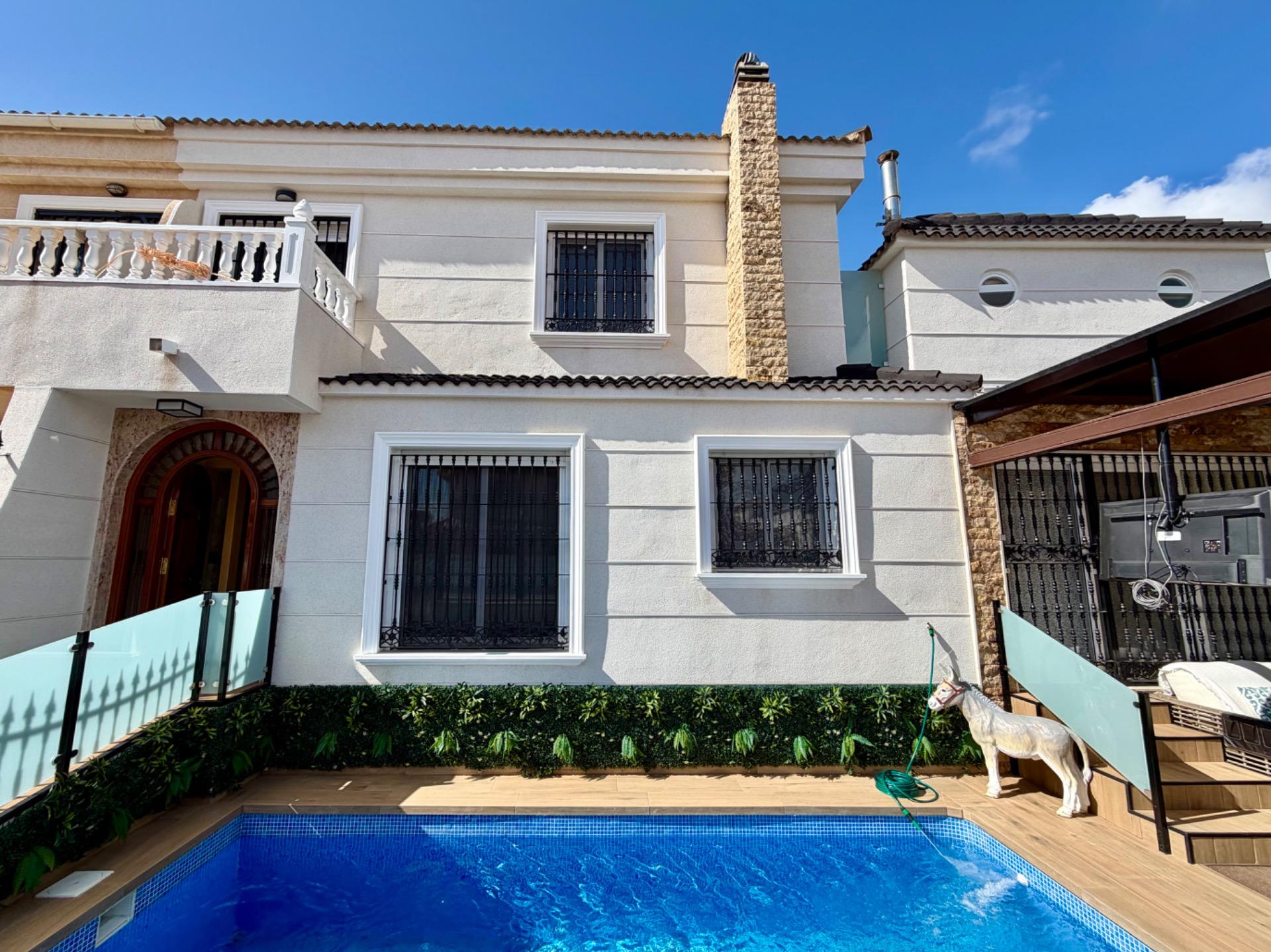 Haus zum verkauf in Orihuela Costa