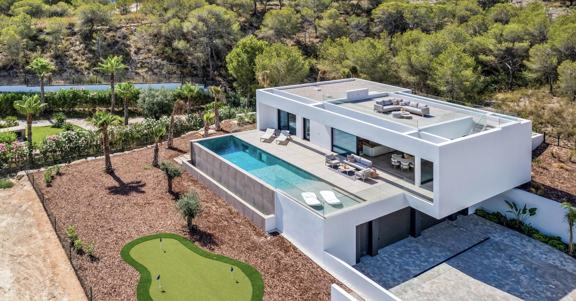 Villa en venta en Orihuela