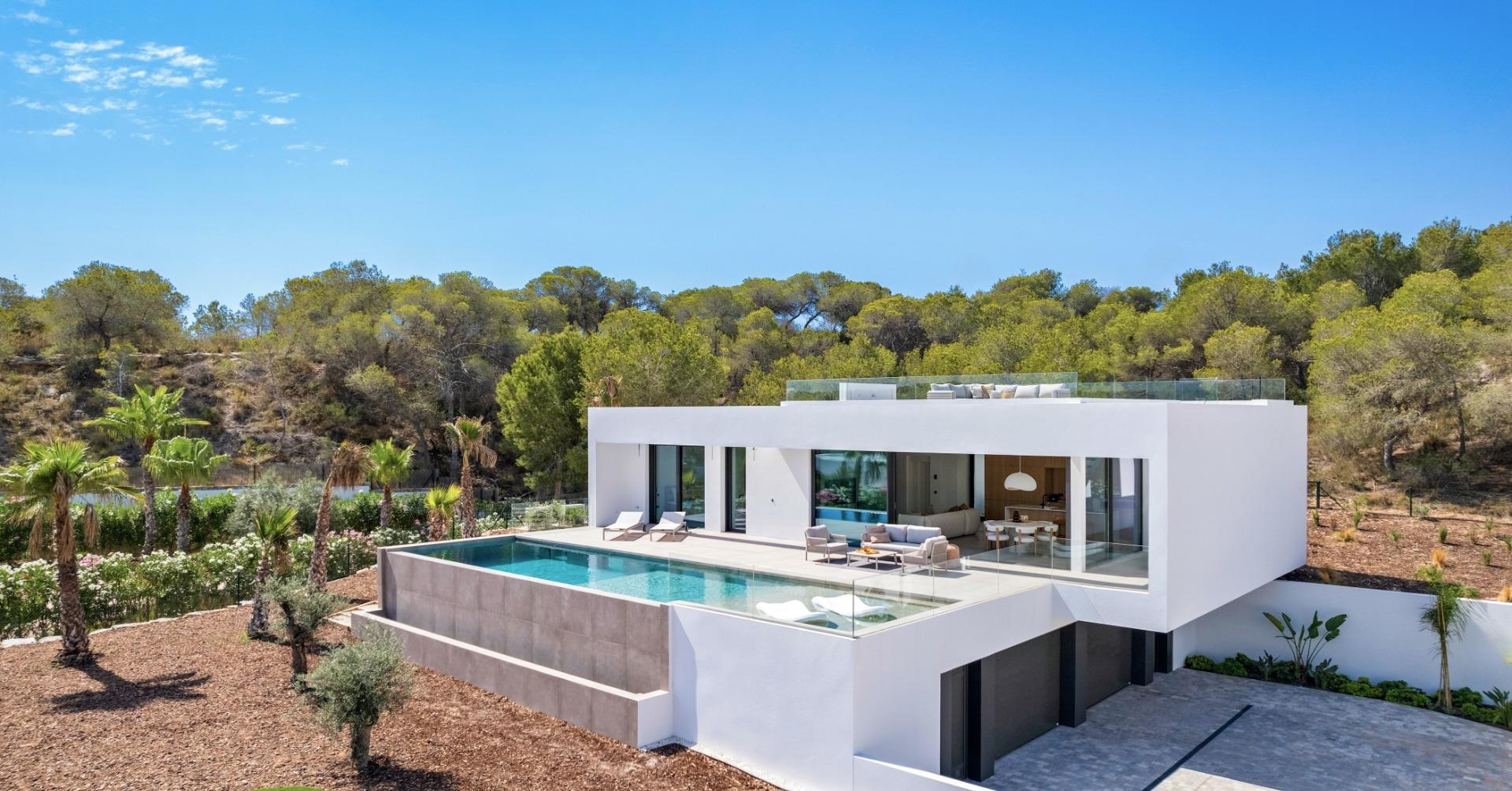 Villa en venta en Orihuela