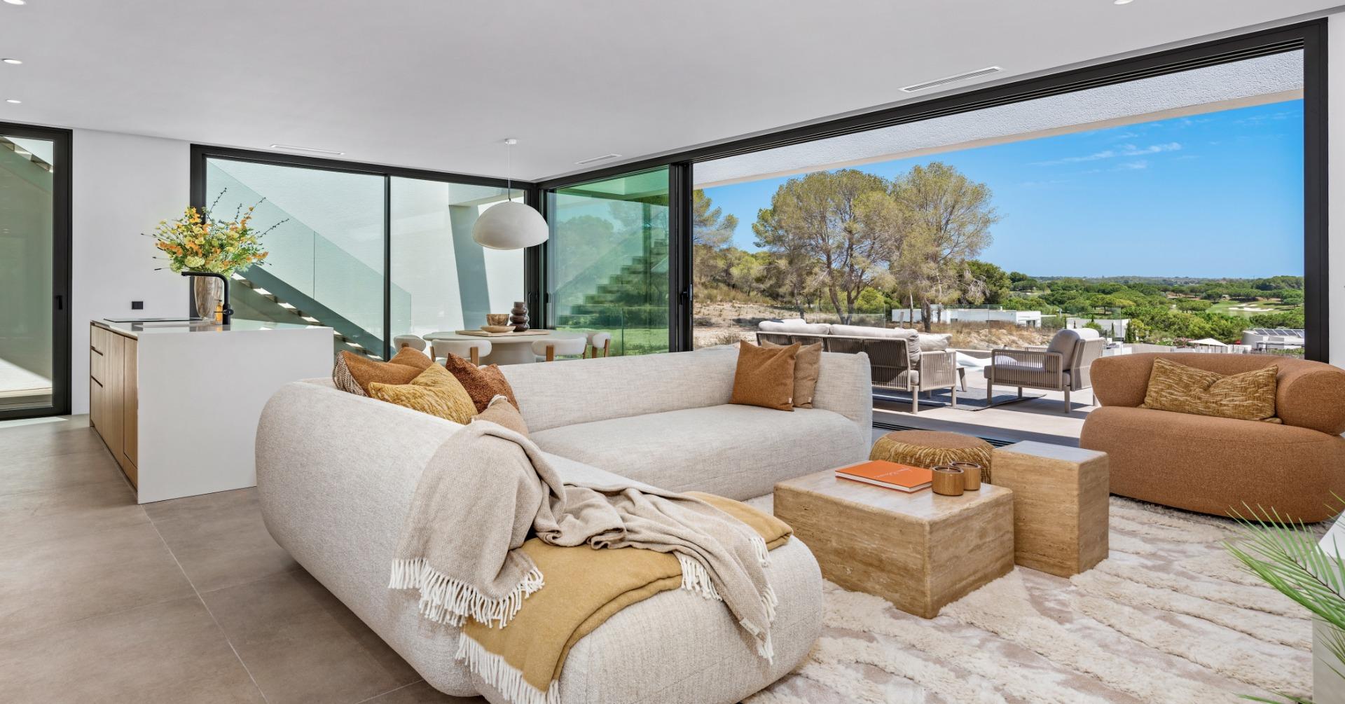 Villa en venta en Orihuela