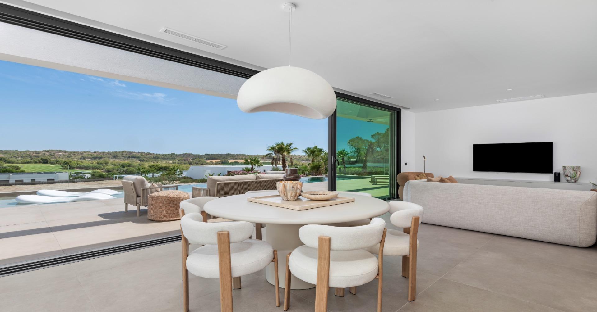 Villa en venta en Orihuela