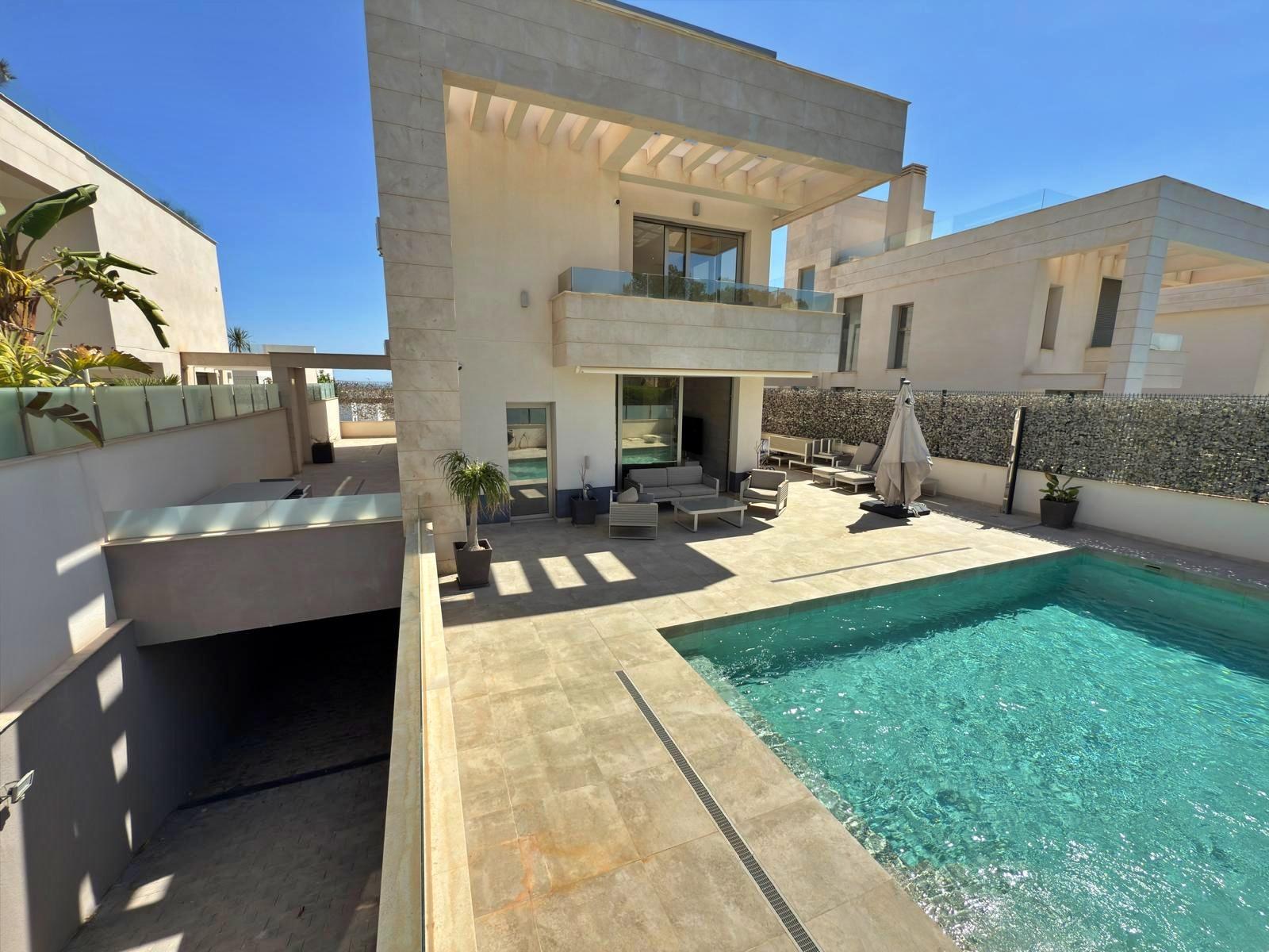 Villa zum verkauf in Orihuela Costa