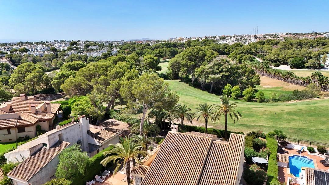 Villa zum verkauf in Orihuela Costa