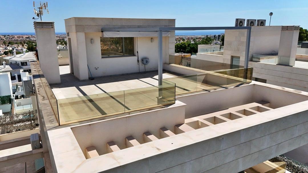 Villa zum verkauf in Orihuela Costa