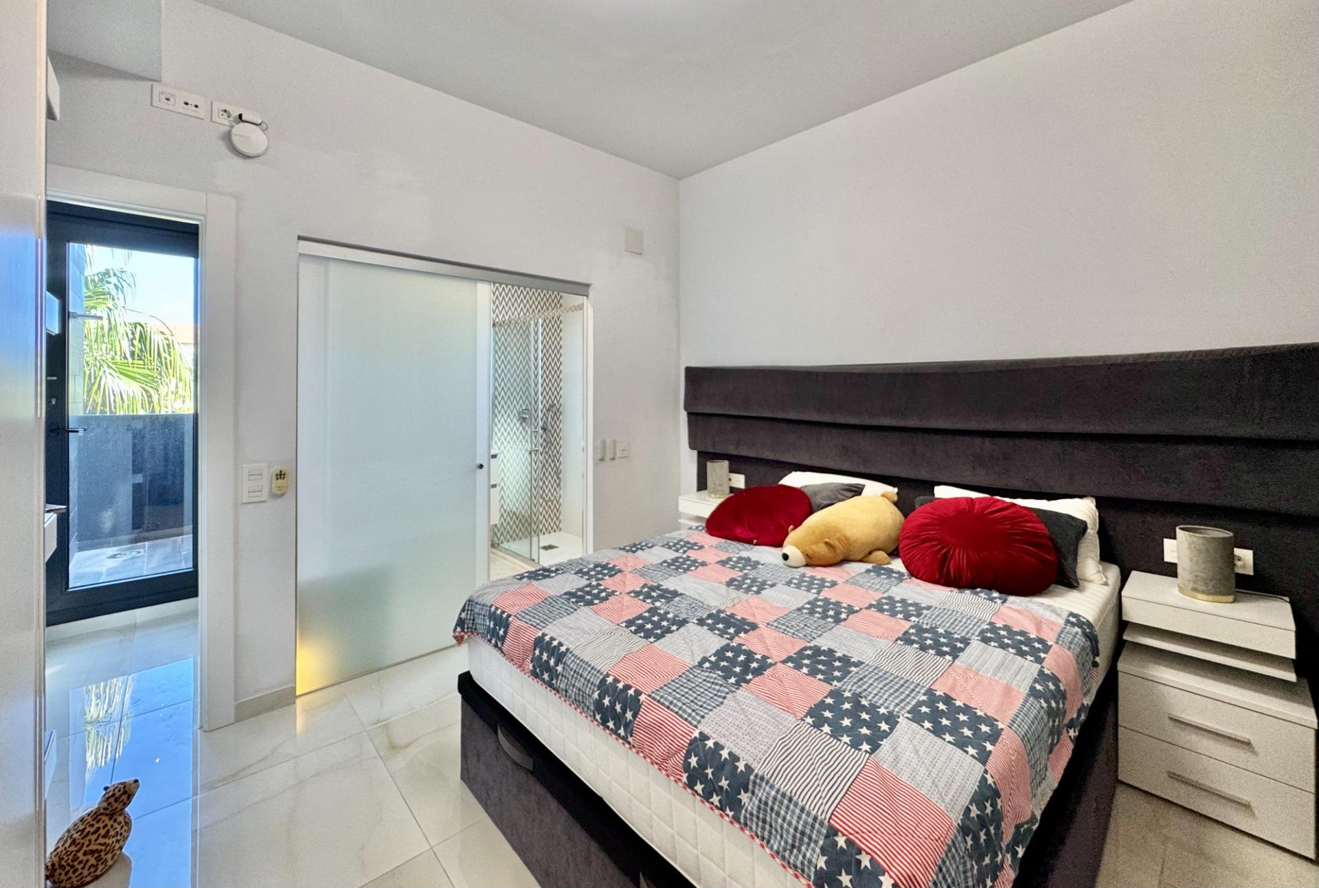 Villa zum verkauf in Orihuela Costa