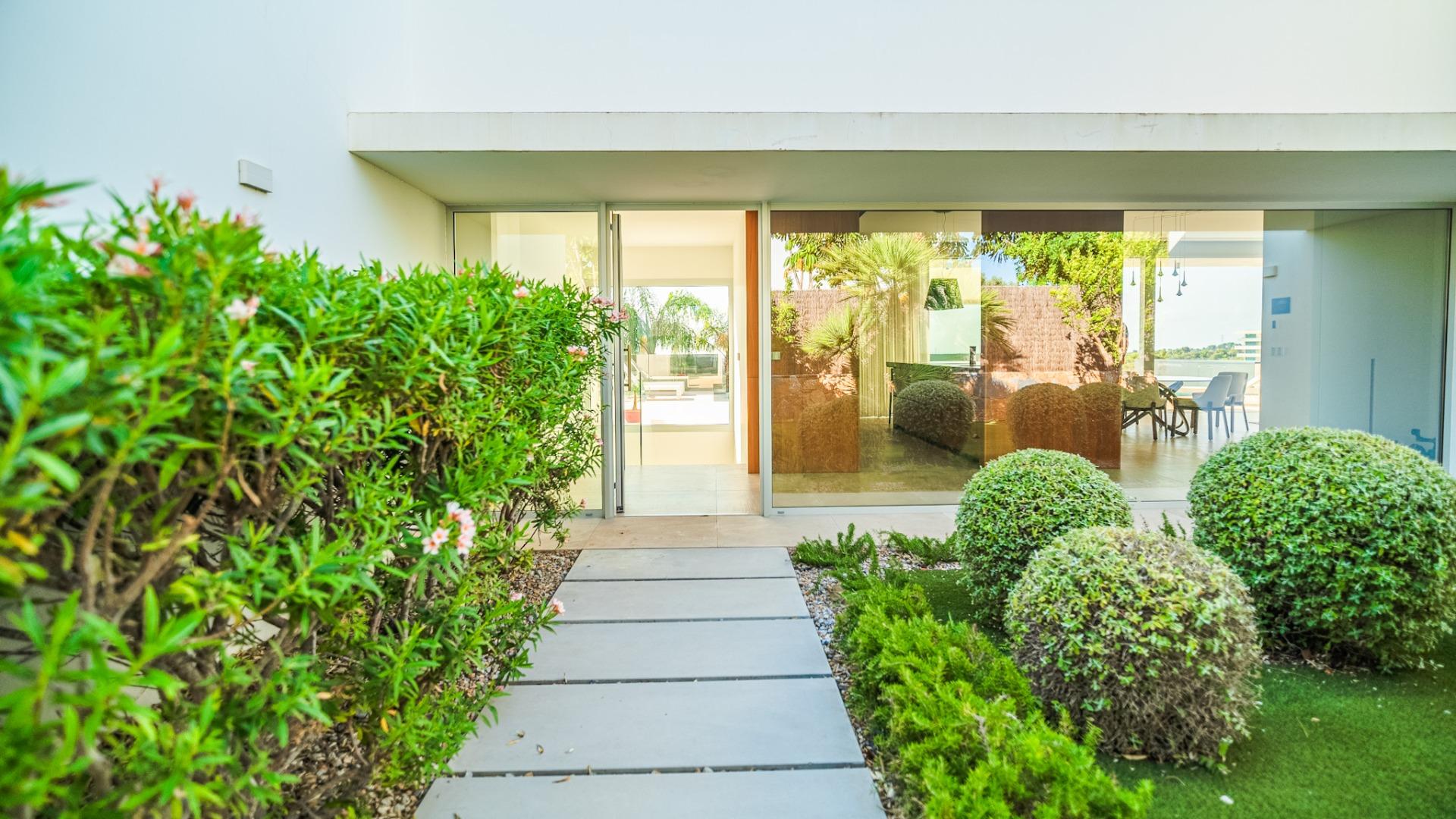 Villa en venta en Orihuela