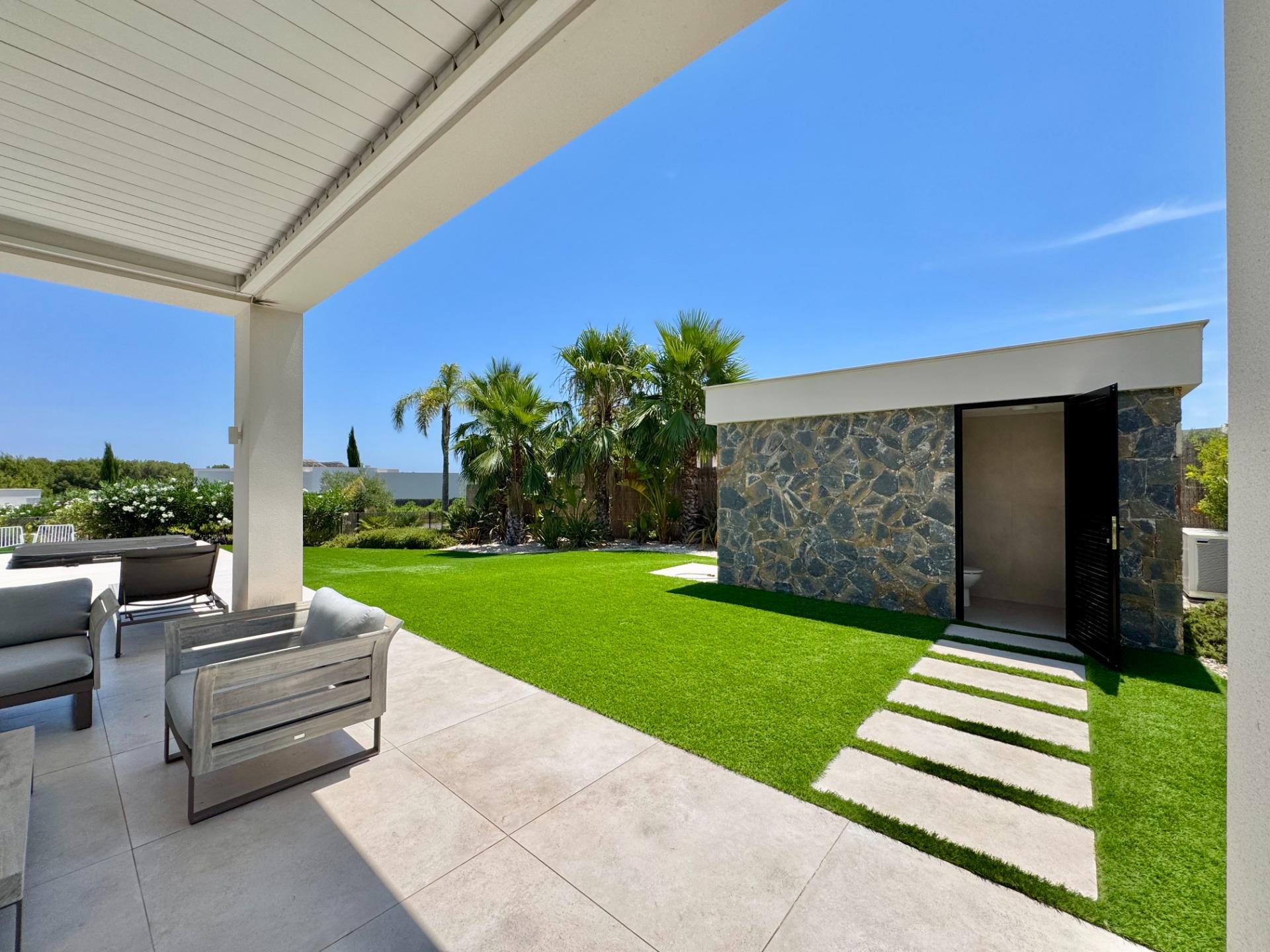 Villa en venta en Orihuela