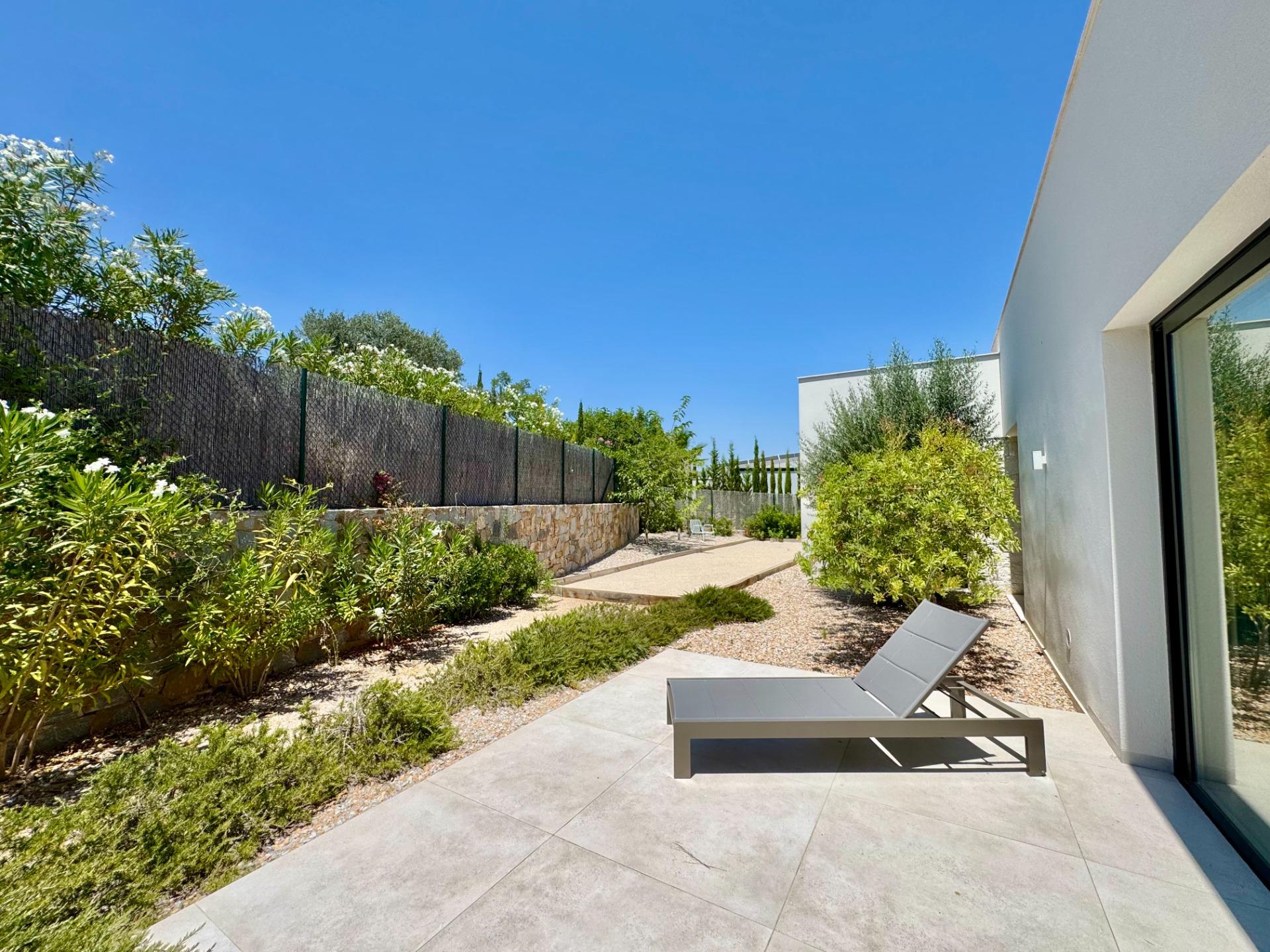 Villa en venta en Orihuela