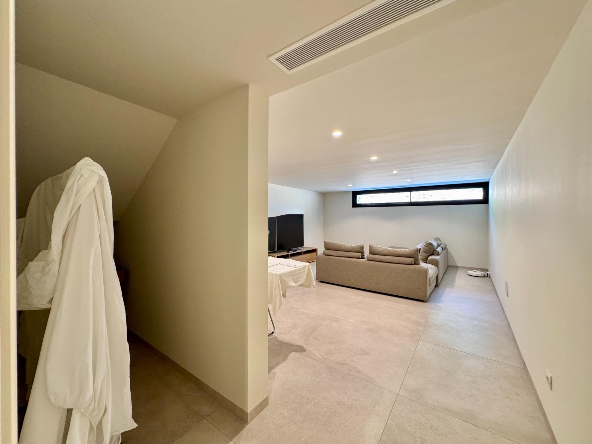 Villa en venta en Orihuela