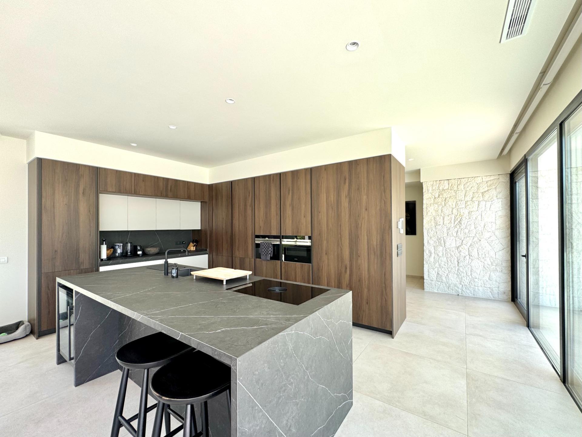Villa en venta en Orihuela
