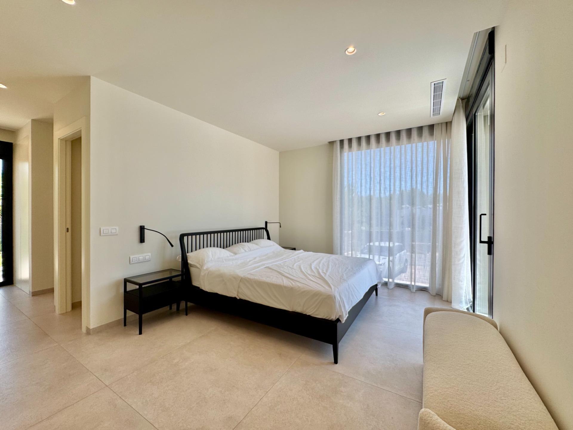 Villa en venta en Orihuela