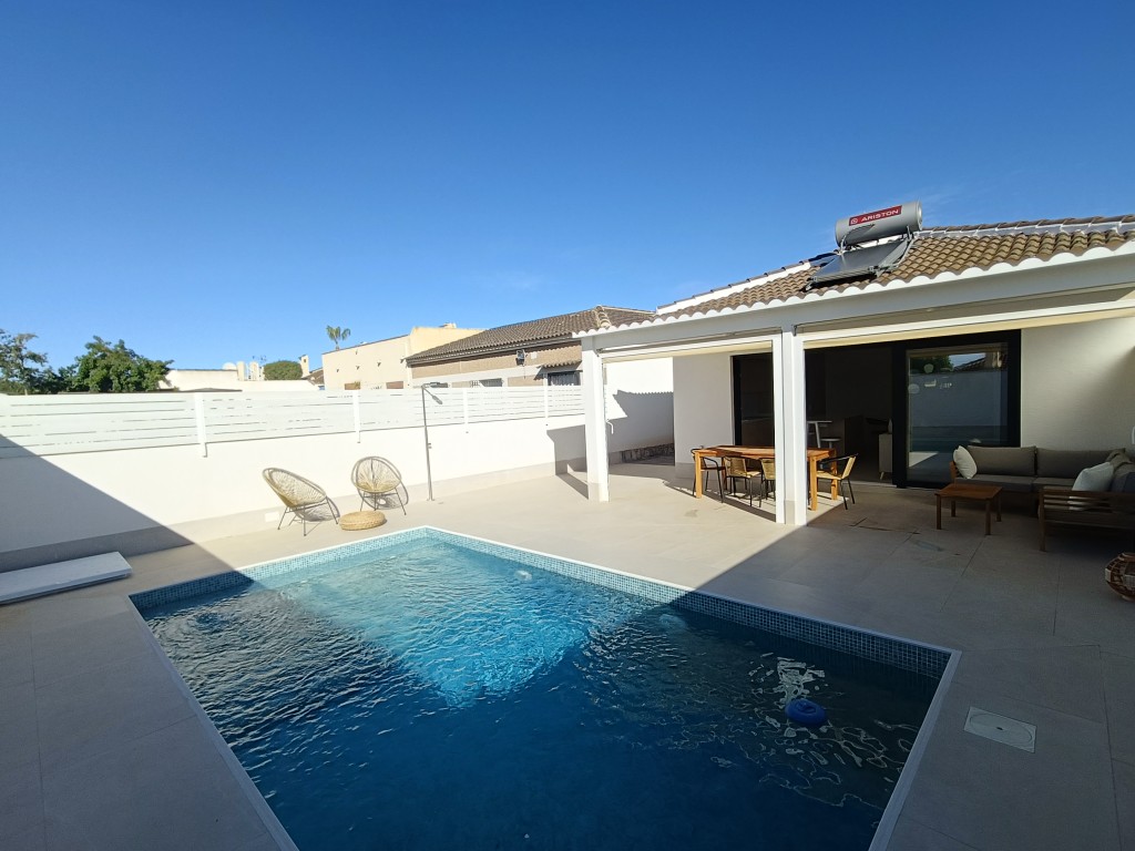 Villa for sale in Calaburra - Chaparral (Mijas)