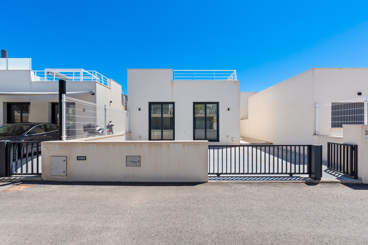 Villa for sale in San Miguel de Salinas